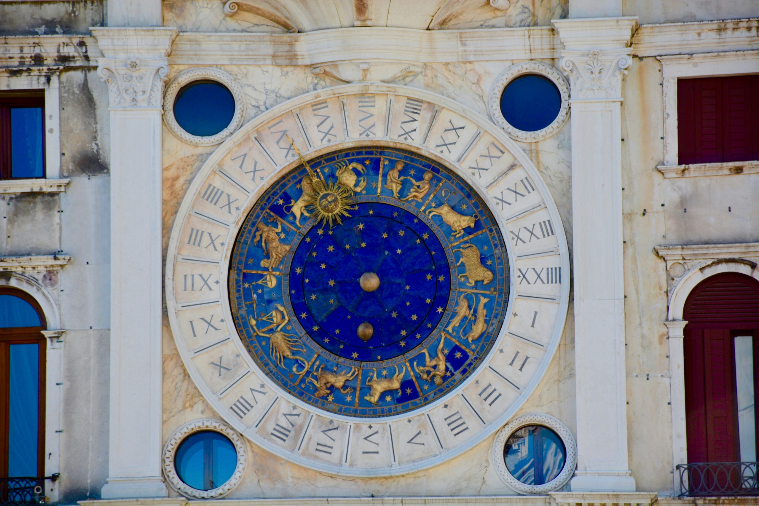 The Big 3 Explained: Sun, Moon, and Rising Signs in Natal Chart